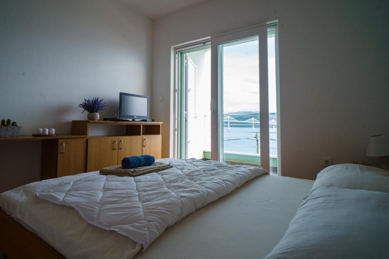 Apartment “Bel Ponte” Komarna Kültér fotó
